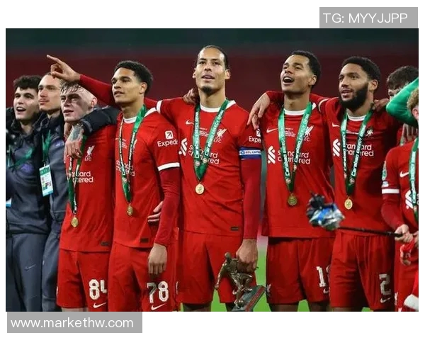 加克波助力利物浦征战欧冠26强赛场展现风采