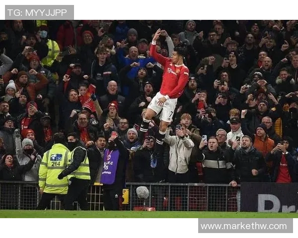 曼联历史性逆袭!C罗绝杀带队晋级,皇马堕入尴尬淘汰区 曼联历史性逆袭!C罗绝杀带队晋级,皇马堕入尴尬淘汰区